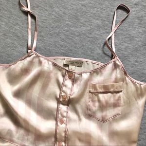 Burberry pale pink check nightie